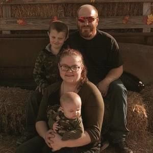 Meet your Posher, Dakota